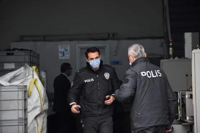 Bursa'da üzerine plastik enjeksiyon makinesi devrilen işçi öldü