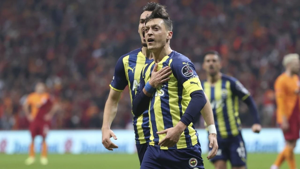 Mesut Özil, Olympiakos maçında forma giyemeyecek