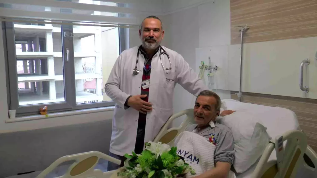 Emekli öğretmen, Öğretmenler Günü'nde çifte mutluluk yaşadı