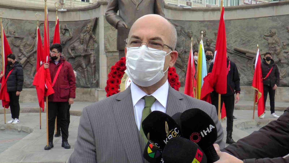 İl Milli Eğitim Müdürü Durgun: "Hepimizin üzerinde bir öğretmen eli var"