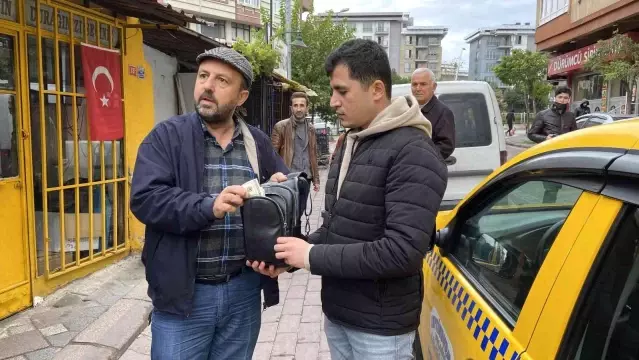 İstanbul'da taksi şoföründen örnek davranış