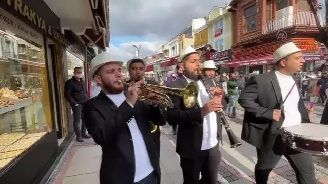 Kahve ve Çikolata Festivali'ne vatandaşlar Türk kahvesi ikramıyla davet edildi