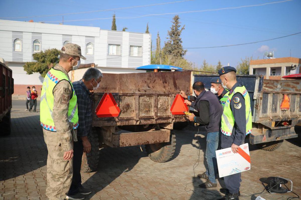 Kilis\'te "Reflektör Tak Görünür Ol" projesi başlatıldı