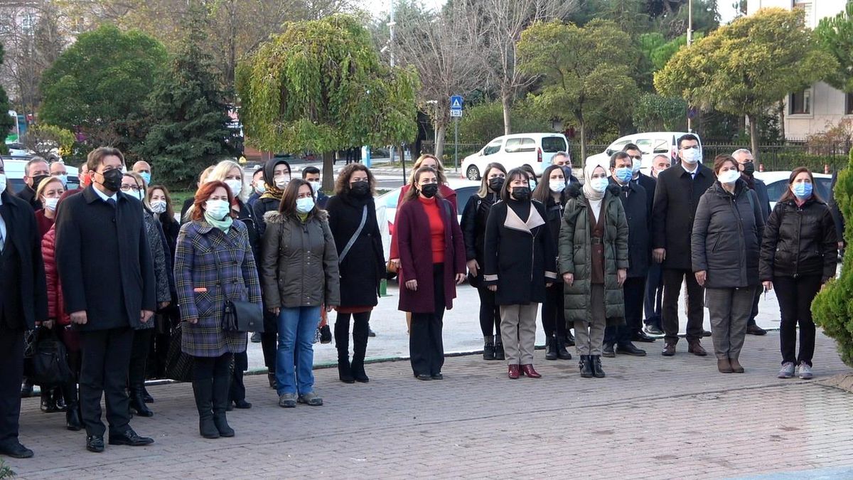 Kırklareli\'nde Öğretmenler Günü törenlerle kutlanıyor