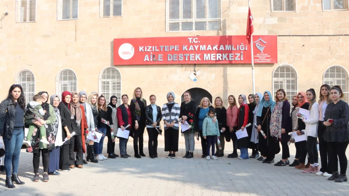Kızıltepe\'de 24 Kasım Öğretmenler Günü kutladı