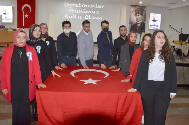 Kocaeli'de Öğretmenler Günü törenlerle kutlandı