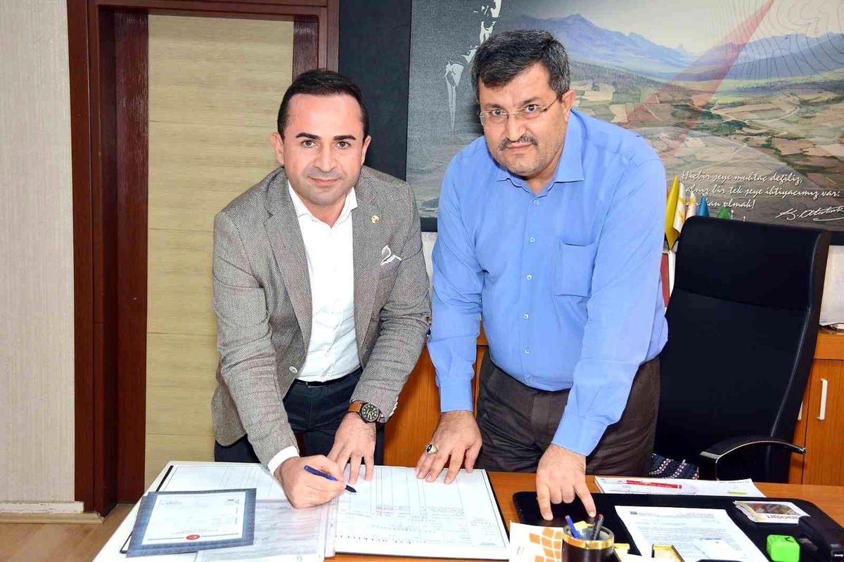 Manavgat OSB\'nin kurulacağı arsanın tapu devri gerçekleşti