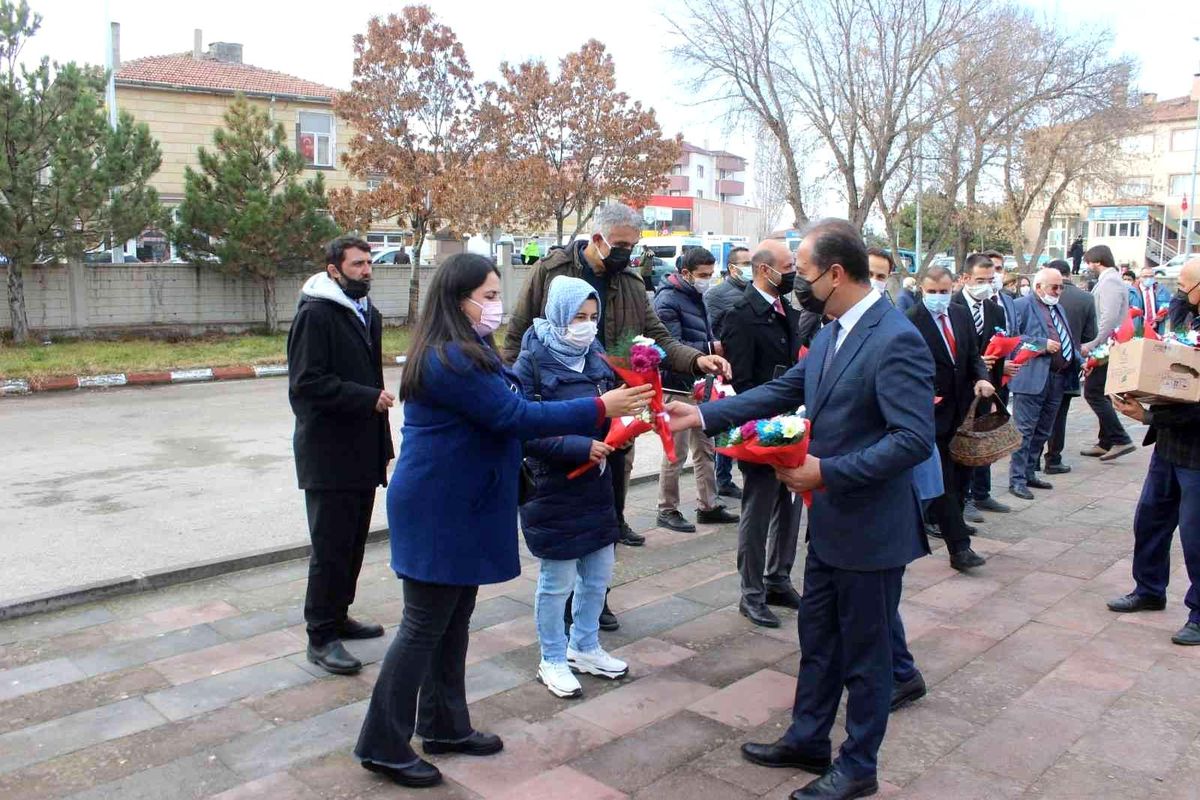 Öğretmenler Günü Tomarza\'da kutlandı
