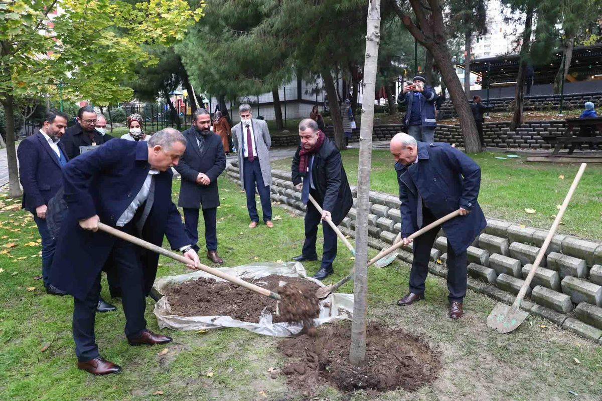 Öğretmenler konvoy oluşturdu