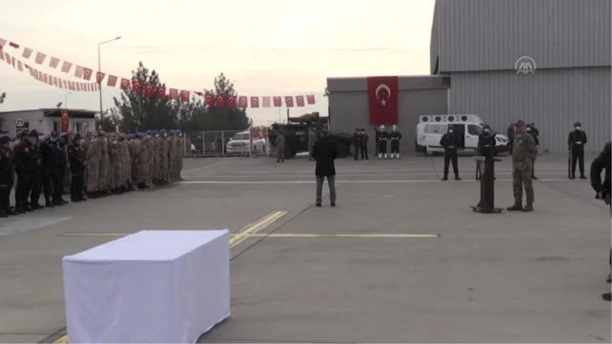 Son dakika haber... ŞANLIURFA - Şehit Binbaşı Mete Yıldırım naaşı, Ankara\'ya uğurlandı