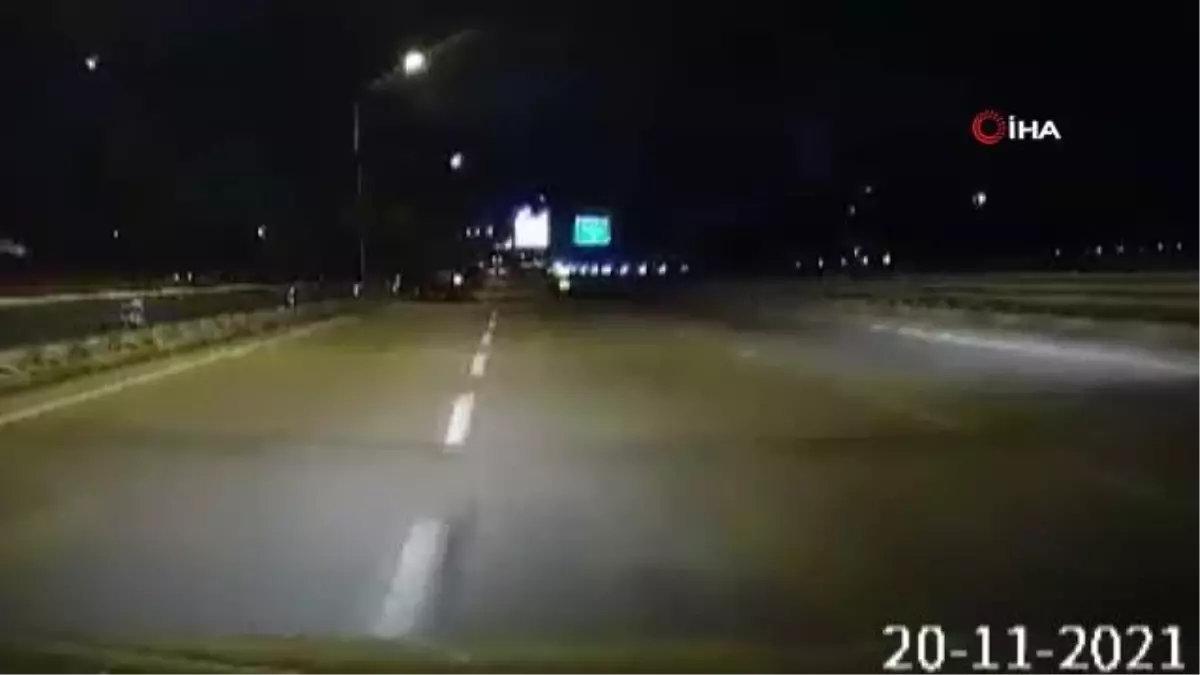 Son dakika 3. sayfa: Ters yönden gelen araç kazaya böyle davetiye çıkarttı