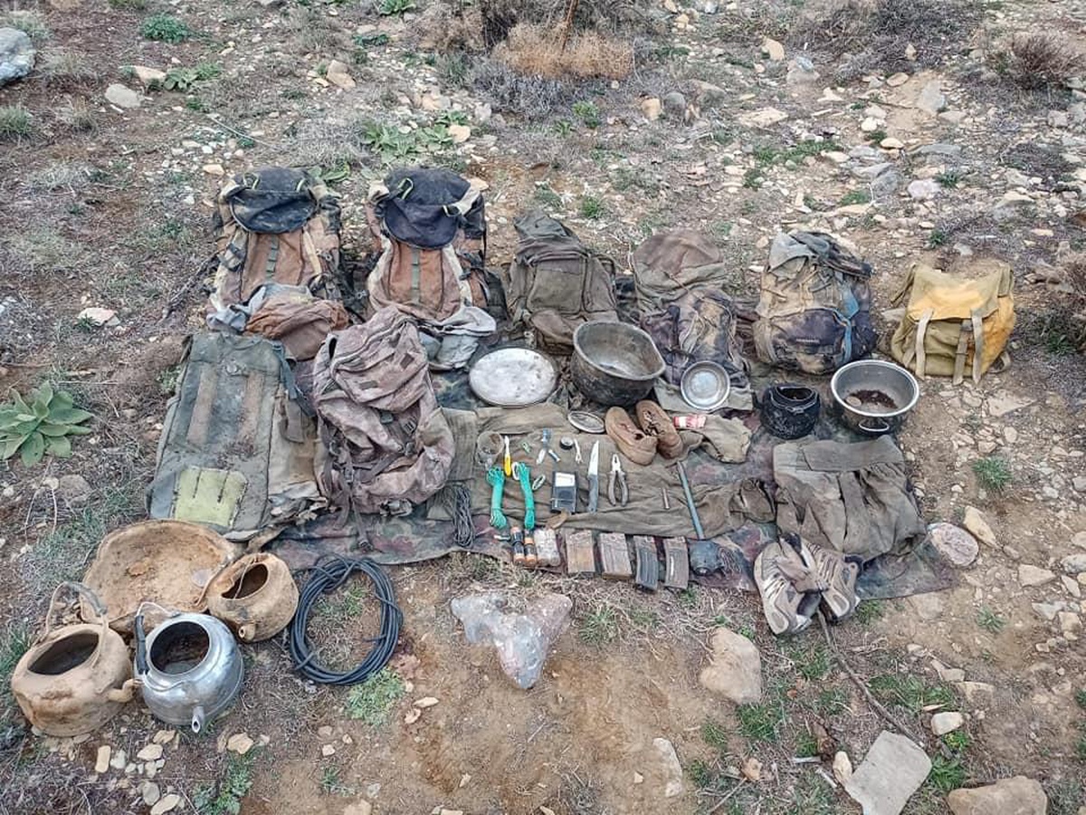 Tunceli\'de teröristlerin kullandığı 9 sığınak imha edildi