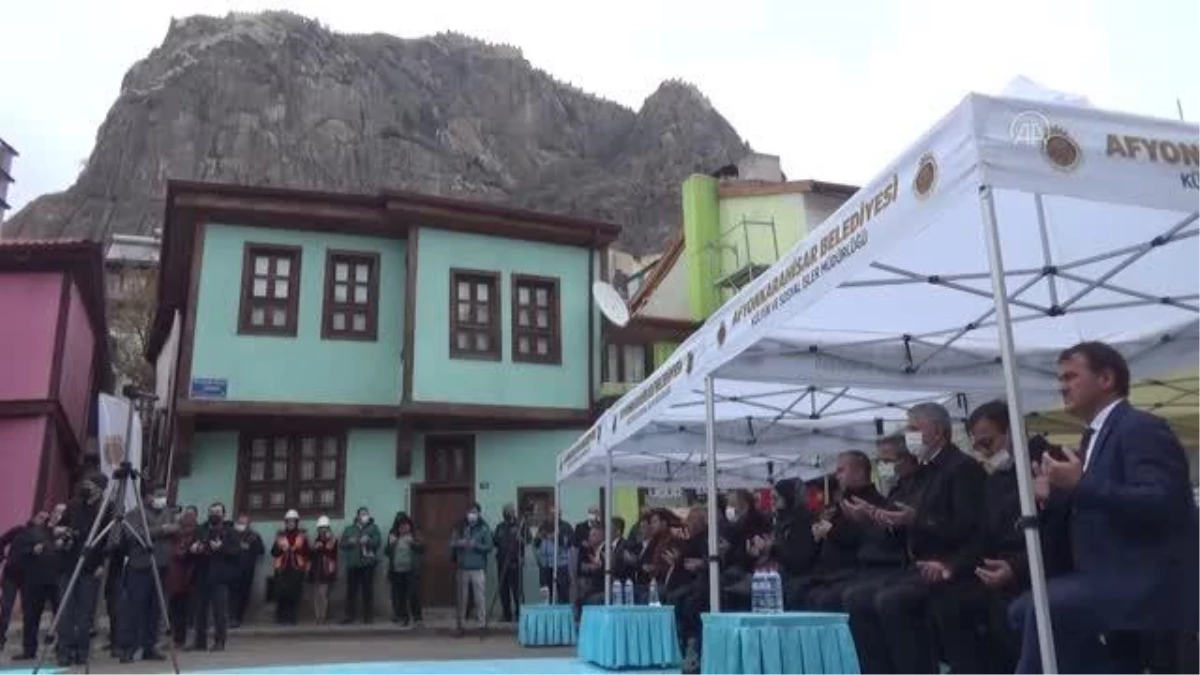 AFYONKARAHİSAR - AK Parti\'li Özhaseki, Afyonkarahisar\'da açılış töreninde konuştu