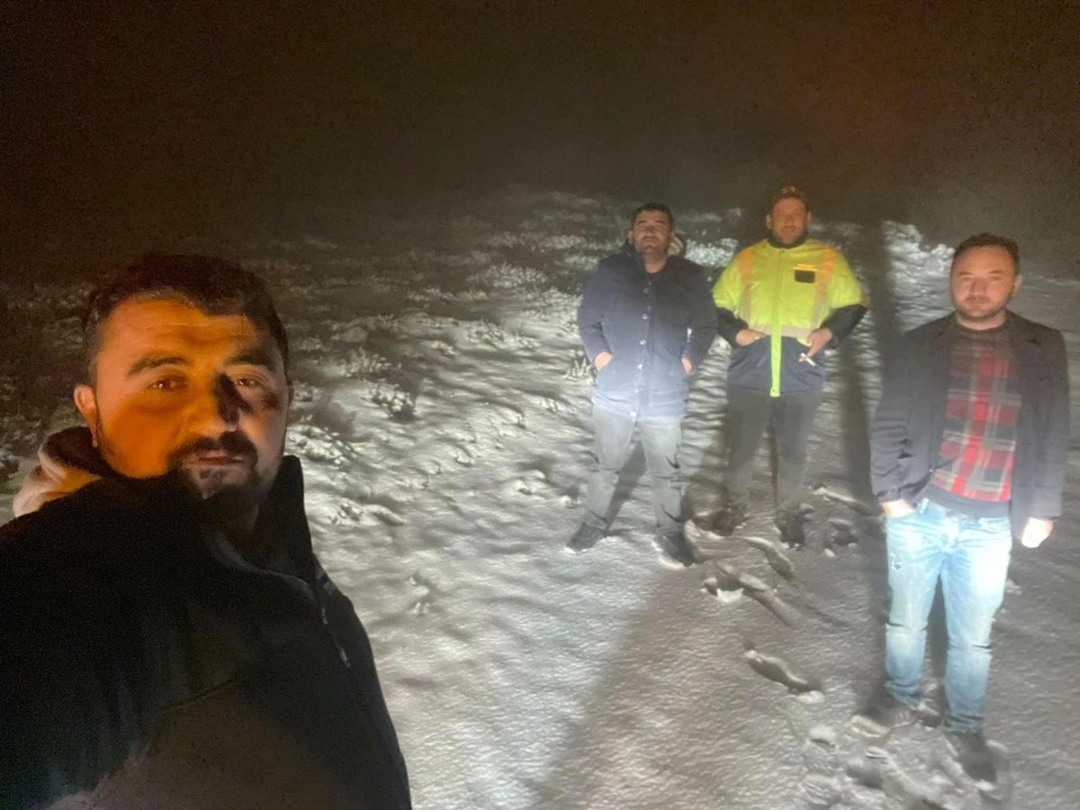 Afyonkarahisar\'da mevsimin ilk karı yağdı