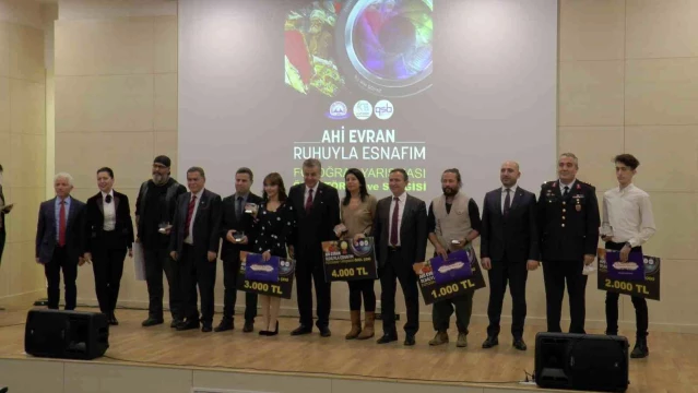 'Ahi Evran Ruhuyla Esnafım Fotoğraf Yarışması' ödülleri sahiplerini buldu