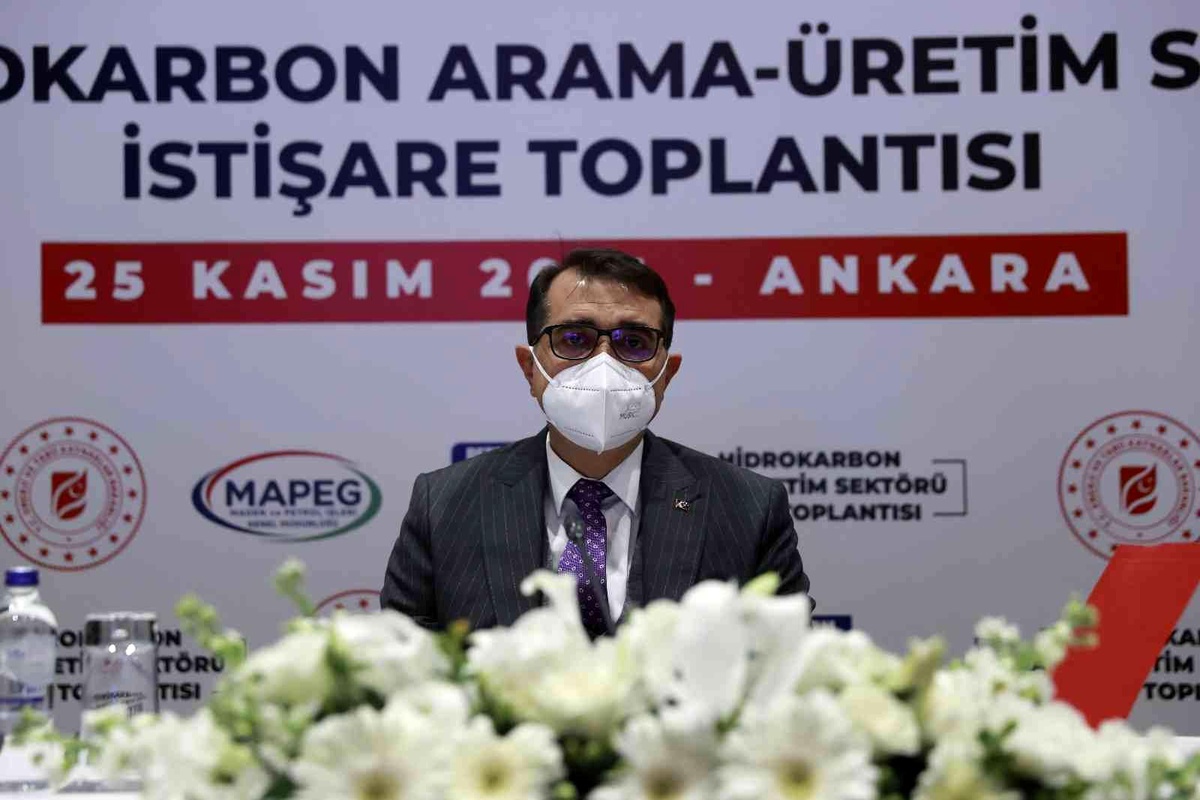 Bakan Dönmez: "Eski sahalarımızı yeni bir anlayışla, yeni metot ve yöntemlerle yeniden ele alıyoruz"