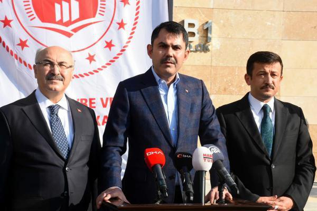 Bakan Kurum: 2022 nisan ayına kadar tüm depremzedelere evlerini teslim edeceğiz