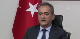 Son dakika haber | Bakan Özer: 'Dünyanın geleceğini şekillendirecek olan nesillerin eğitimi için tecrübe paylaşımına ihtiyaç vardır'