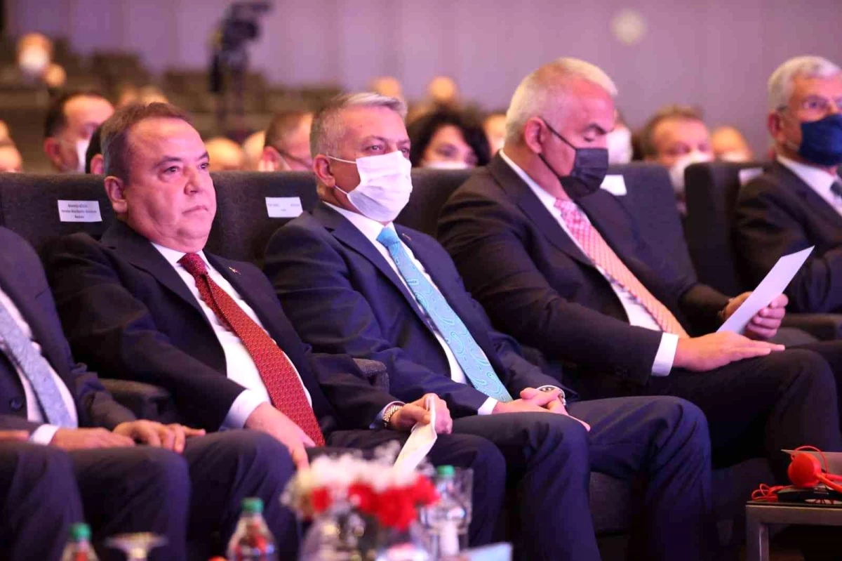 Başkan Böcek: 'Konaklama vergisinden kaynak aktarılmalı '