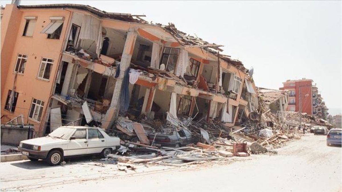 Deprem riski altındaki 24 şehrimiz hangileri? Marmara\'dan sonra en tehlikeli bölge Bingöl!