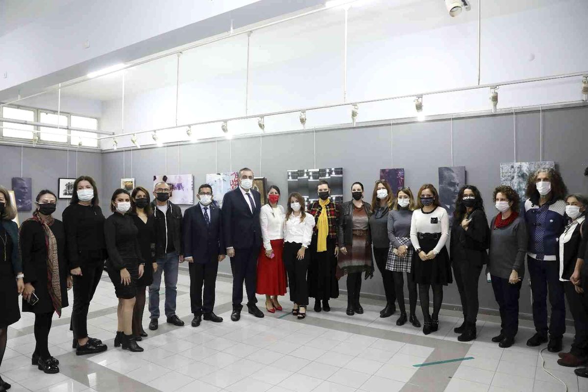 DEÜ\'de Öğretmenler Günü kutlaması