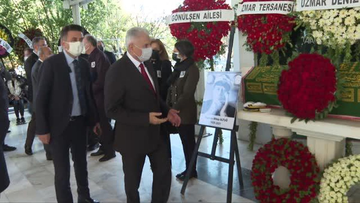 Duayen kaptan Altay Altuğ son yolculuğuna uğurlandı