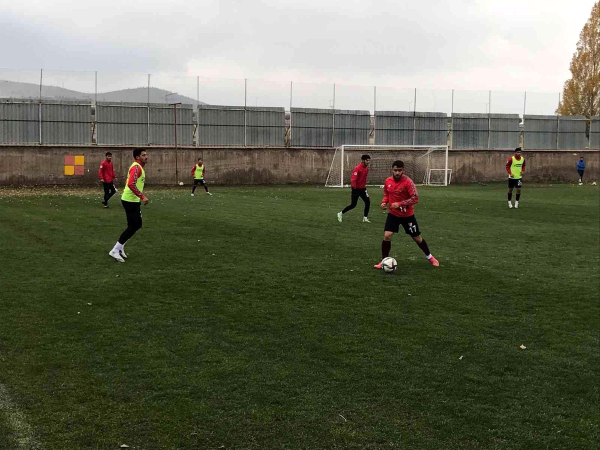 Elazığspor, Belediye Kütahyaspor maçı hazırlıklarına devam etti