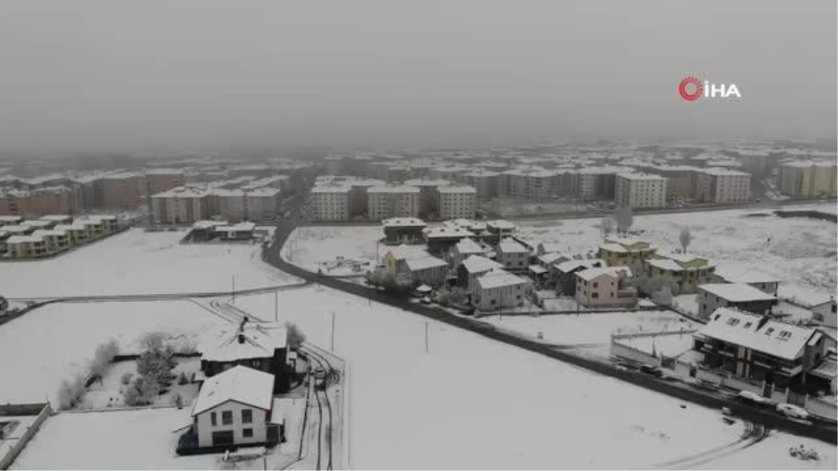 Erzurum karla kaplandı, manzarası mest etti