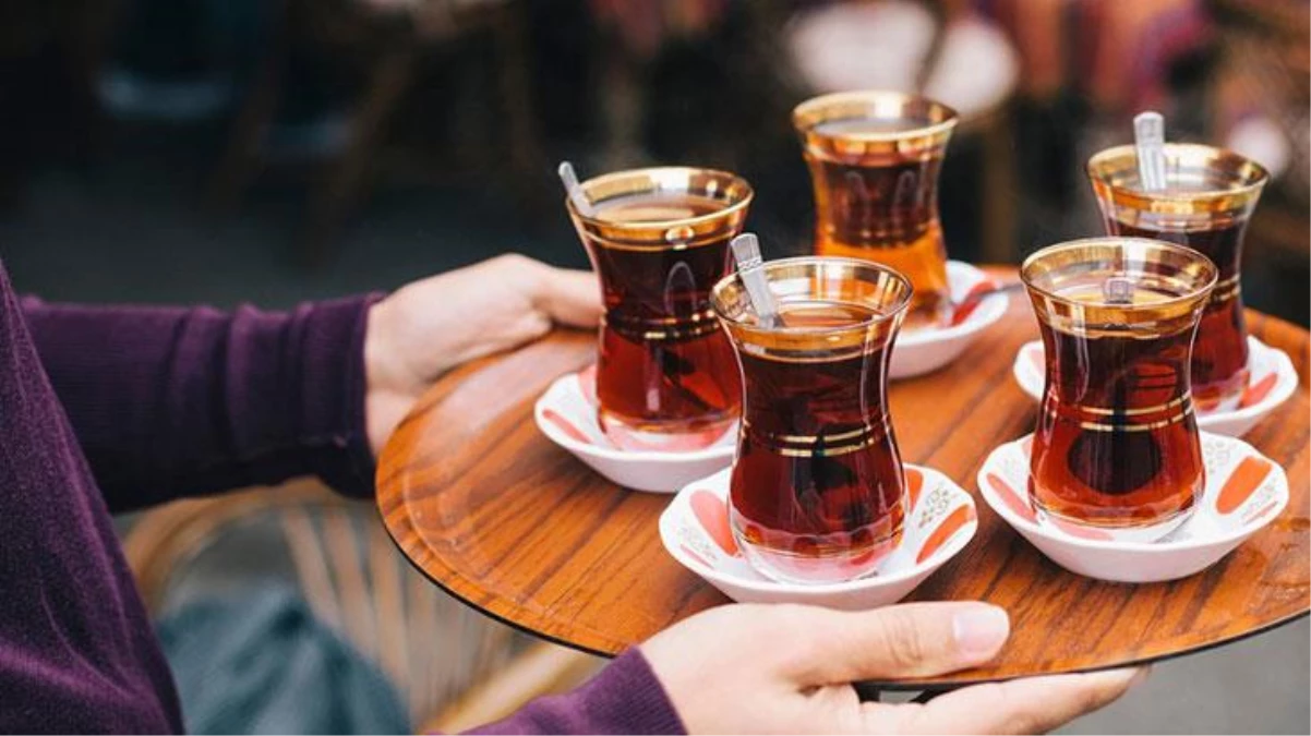 Artık kafeye gitmek de lüks! 1 bardak çayın fiyatı 1 litre benzinle yarışıyor