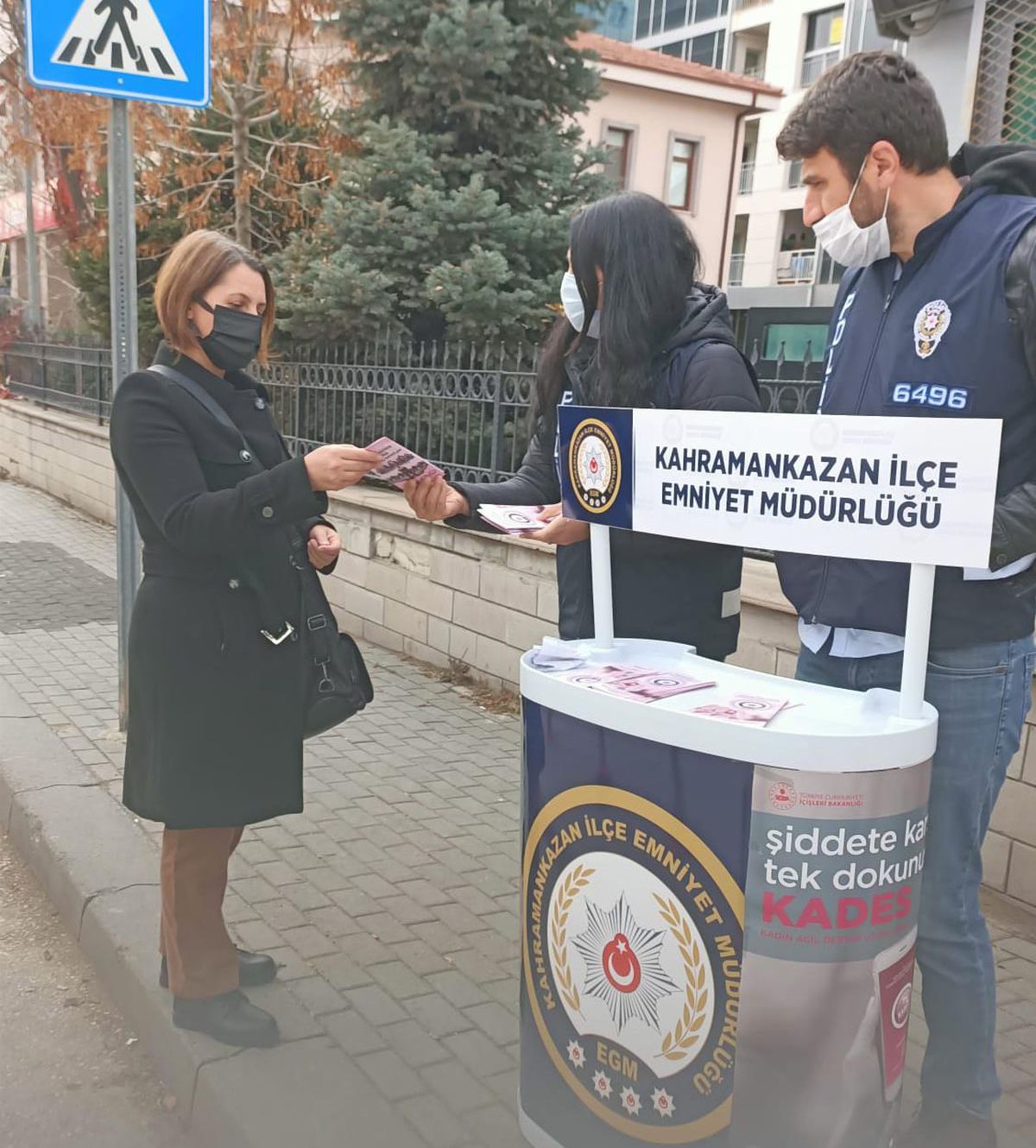 Kahramanankazan\'da kadına yönelik şiddete karşı bilinçlendirme çalışması