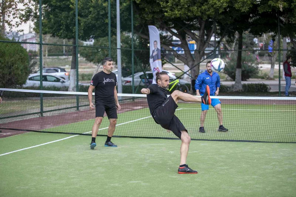 Öğretmenler Günü Ayak Tenis Turnuvası sona erdi