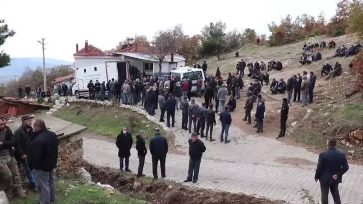 Son dakika haberleri! Öğretmenler Günü\'nde geçirdiği kazada hayatını kaybeden Bahar öğretmen, son yolculuğuna uğurlandı