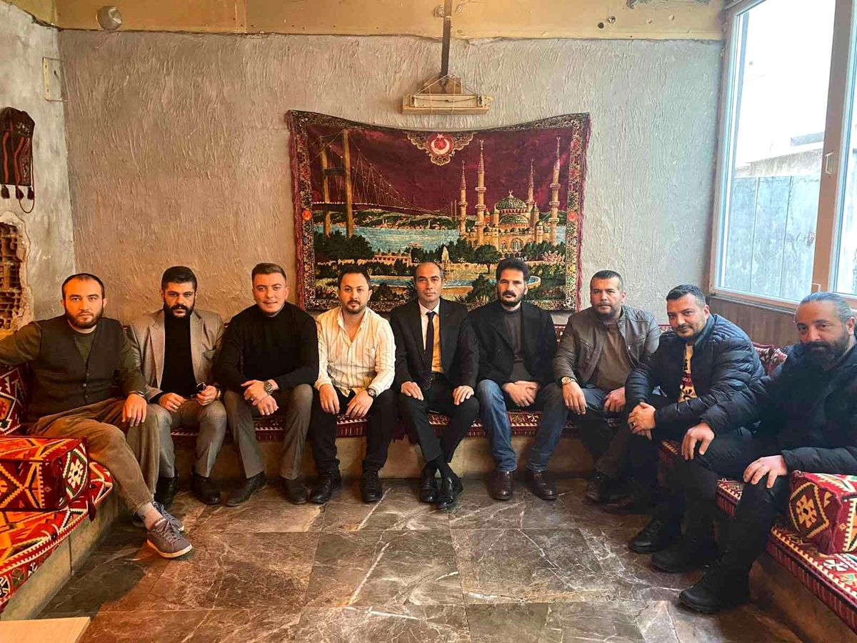 10 aydır sahada, metal yorgunluğunu kırmak için aday oldu