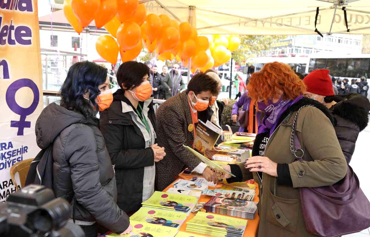 Ankara\'daki belediyelerinden kadına yönelik şiddete karşı farkındalık