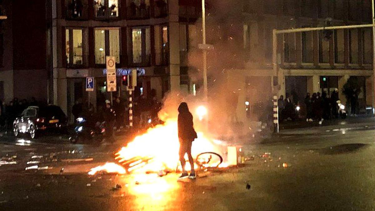 Avrupa\'da Covid protestoları: Kimler katılıyor, hangi görüşlerden etkileniyorlar?