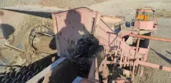 Bacağını pancar makinesinin çarkına kaptırdı