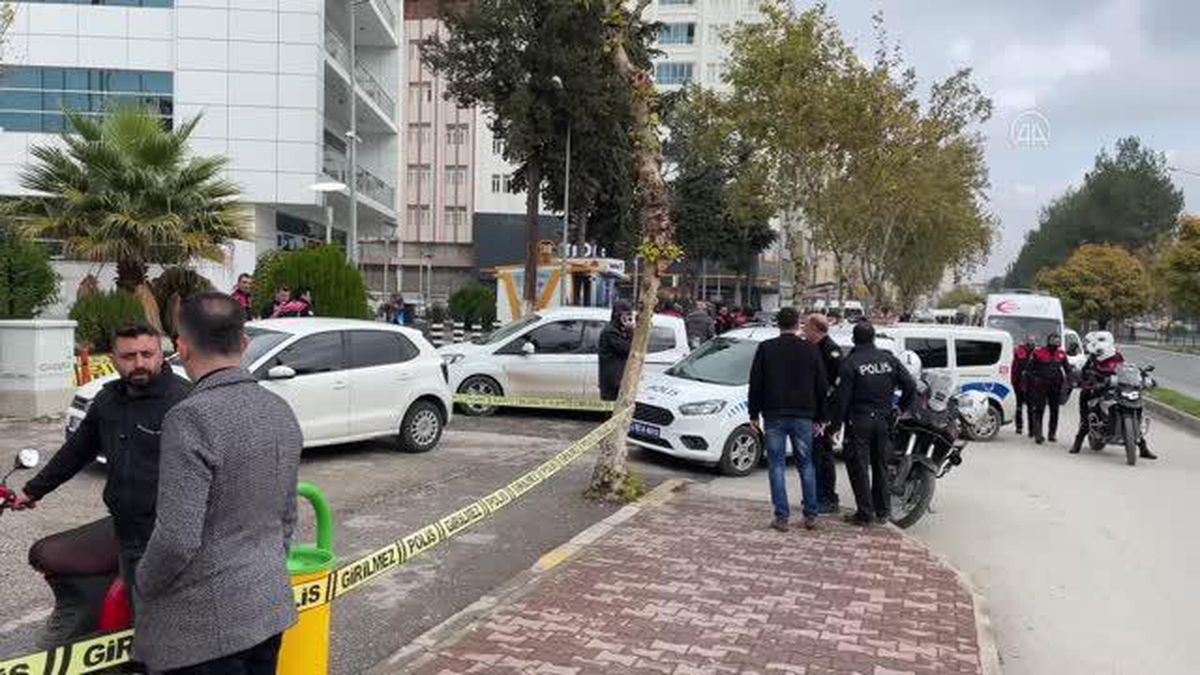Duruşma sonrası çıkan kavgada 2 kişi yaralandı
