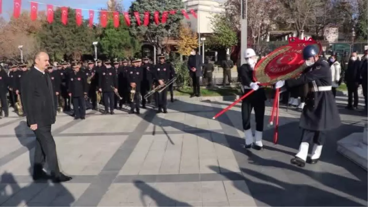 EDİRNE\'NİN KURTULUŞU COŞKUYLA KUTLANDI, 100 METRELİK TÜRK BAYRAĞI TAŞINDI