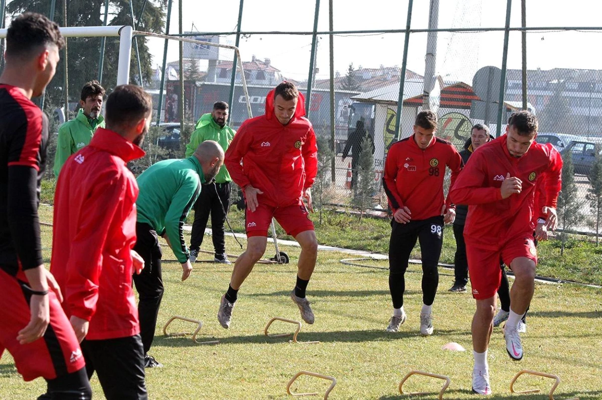 Eskişehirspor, Uşakspor maçı hazırlıklarını tamamladı