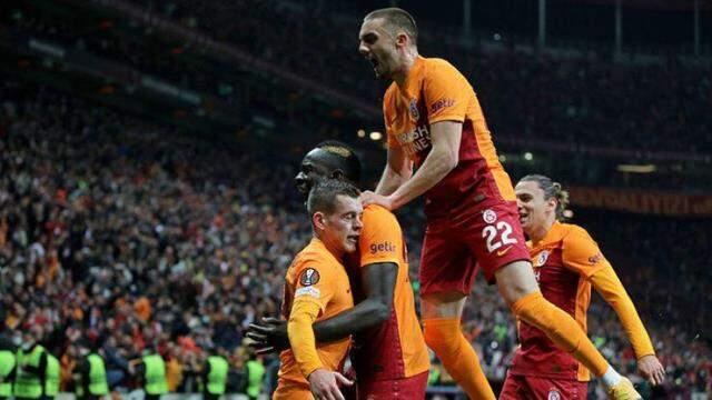 Fenerbahçe ve Beşiktaş'ın kaybettiği haftada kazanan Galatasaray, ülke puanına can verdi Fenerbahçe ve Beşiktaş'ın kaybettiği haftada kazanan Galatasaray, ülke puanına can verdi
