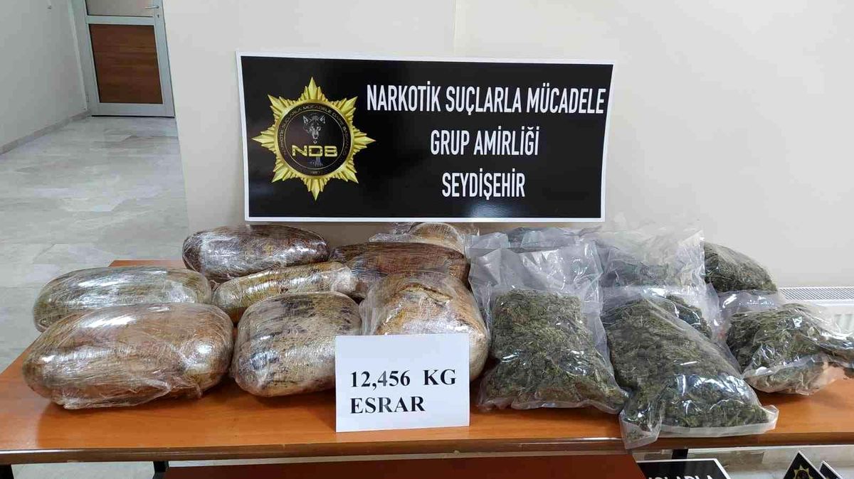 Konya\'da 12 kilo 456 gram kubar esrar ele geçirildi