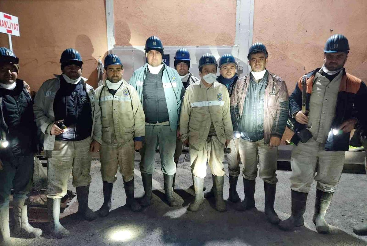 Madenci, ocaktan acil çıkış tatbikatı yaptı