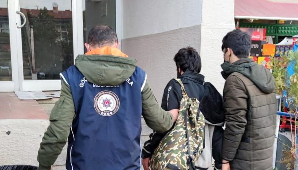 Malatya\'da 32 kaçak göçmen yakalandı