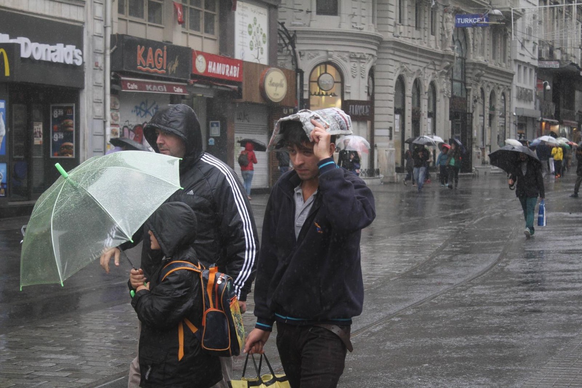 Meteorolojiden kuvvetli yağış uyarısı