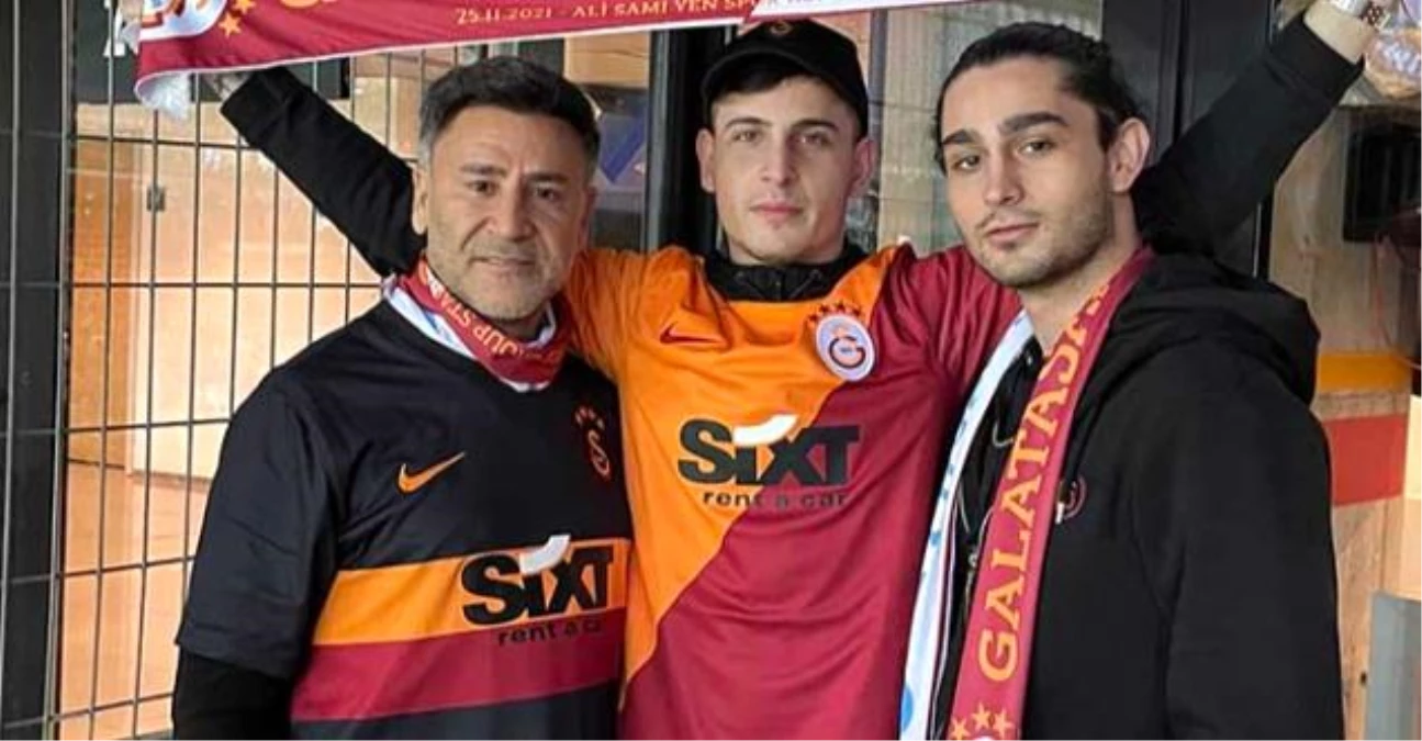 Oğullarıyla birlikte Galatasaray-Marsilya maçını izledi