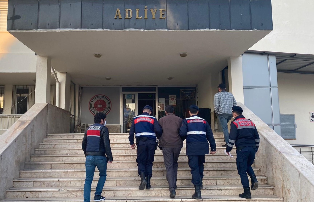 Osmaniye\'de 7 yıl 6 ay hapis cezası bulunan firari hükümlü yakalandı
