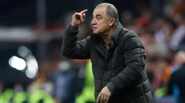 Son Dakika: Galatasaray'ın en mutlu günü kabusa döndü! Fatih Terim'e ve kulübe ağır derbi cezası