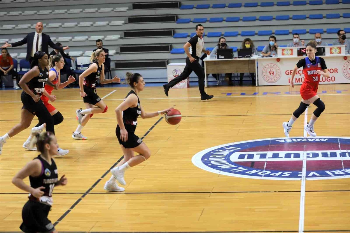 Turgutlu Belediyespor Kadın Basketbol Takımı\'nın konuğu Uludağ Basket NBSD