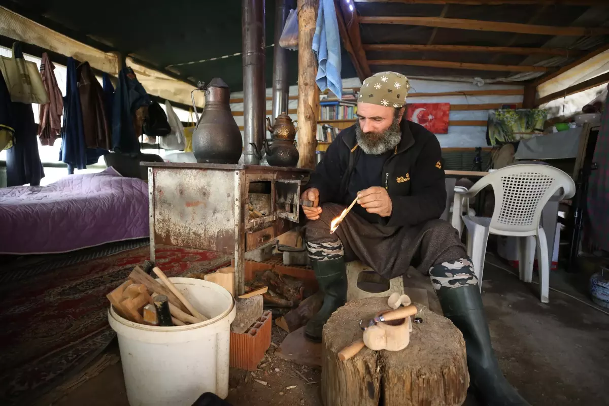 BALIKESİR - İstanbul\'da iş stresinden bunalan mühendis Kazdağları\'nda "tam bağımsız dağ adamı" oldu (1)