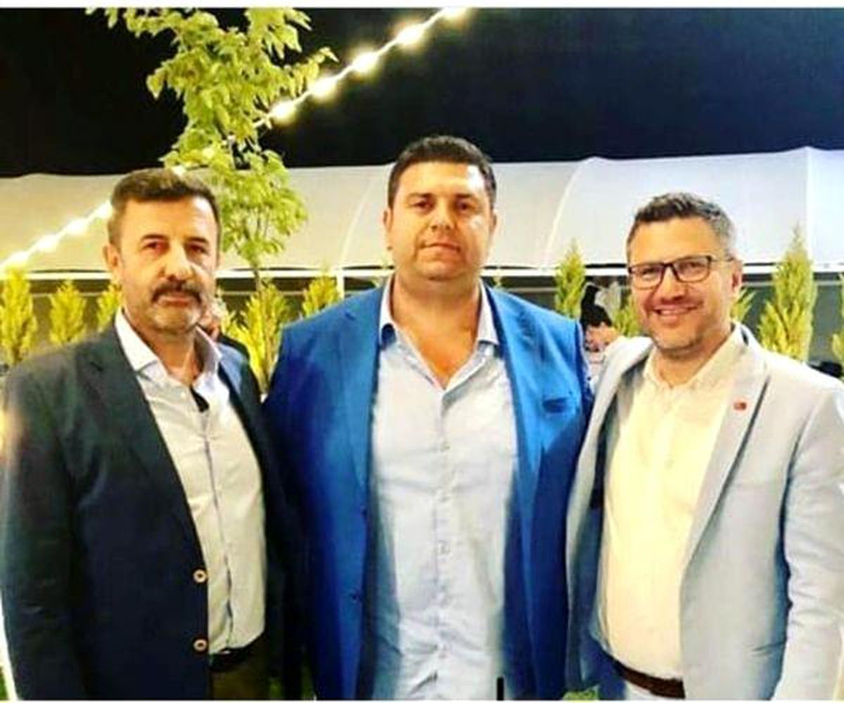 Son Dakika: İzmir\'de MHP\'den 3 meclis üyesi istifa etti